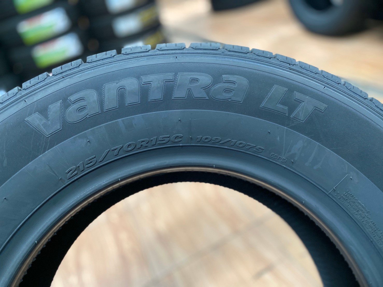 Hankook Vantra LT 215/70R15 ยางใหม่ปี2020 ยางกระบะ บรรทุกคุณภาพดี