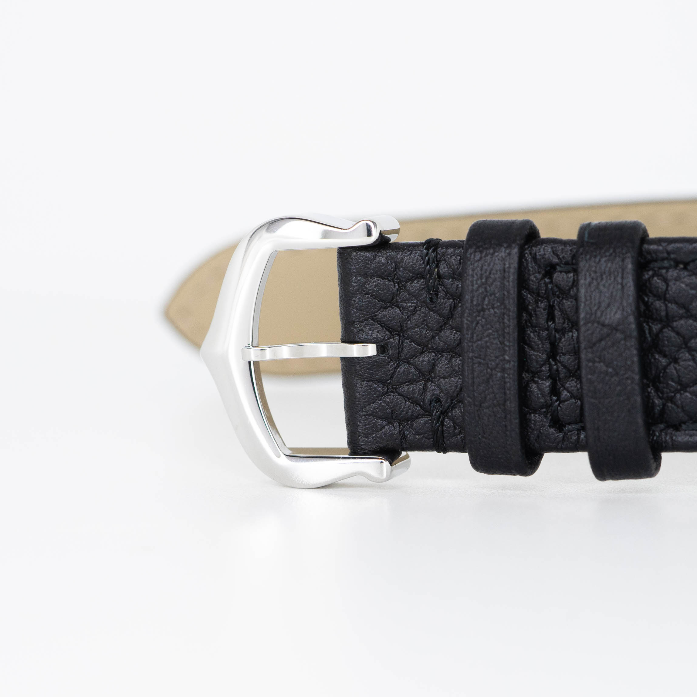 นาฬิกา Cartier Tank Must Watch Small model in Steel, Automatic Movement, Interchangeable Black Grained Calfskin Strap Ref. WSTA0042 (Used) +กล่องและการ์ดไทย2022