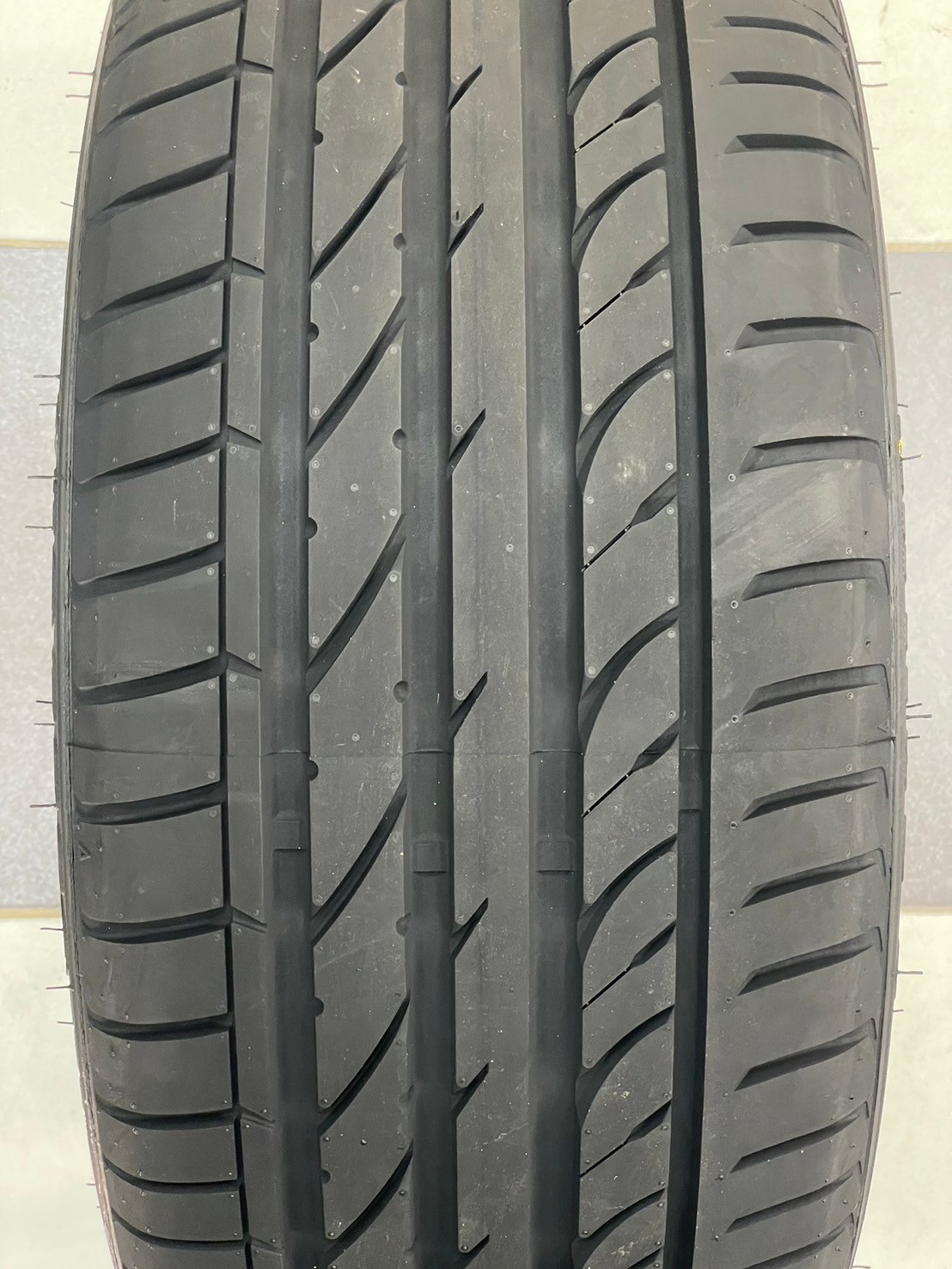 ยางไซหลุน #Sailun Atrezzo ZSR 235/40R18 ยางใหม่ปี2024