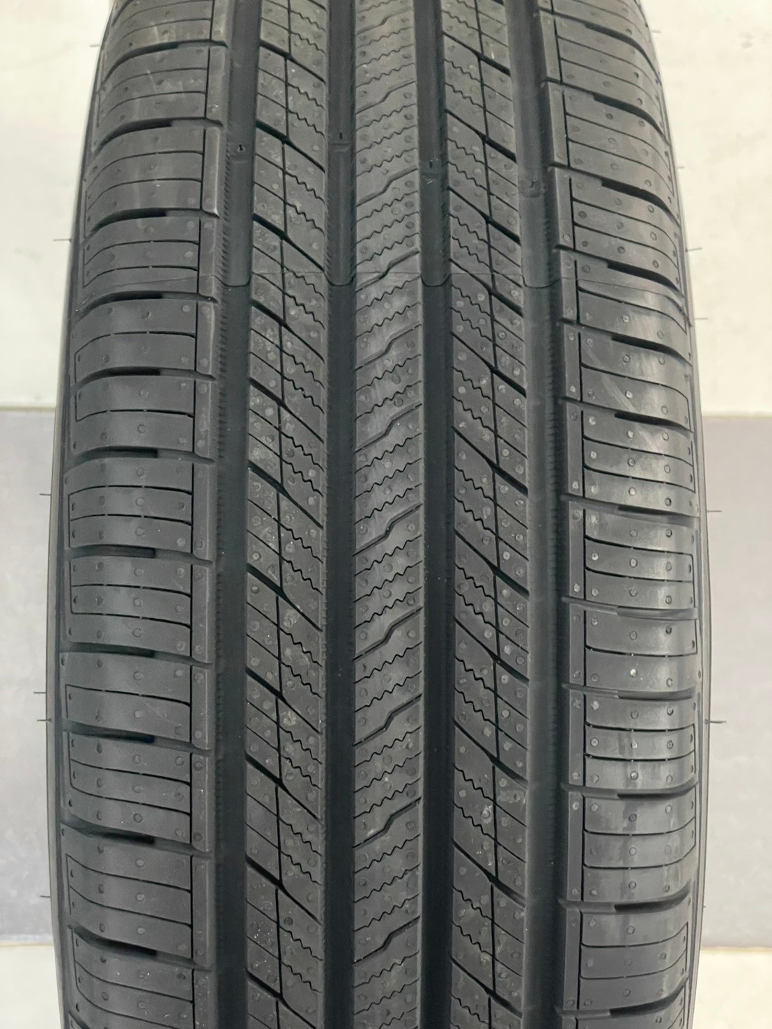 ยางฮันคุ๊ก Hankook Dynapro HPX 225/65R17 ยางใหม่ปี2025