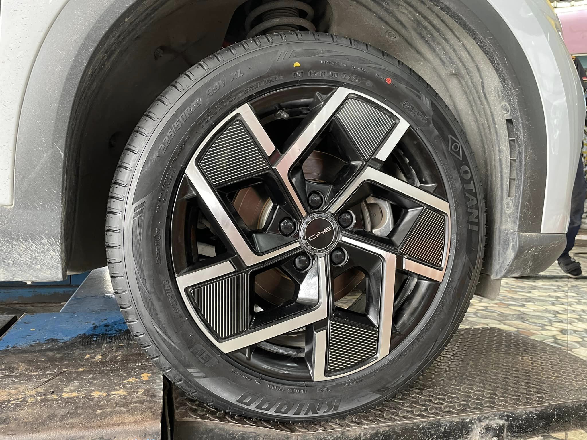 #BYD_ATTO3 #OTANI #KN1000 225/50R18