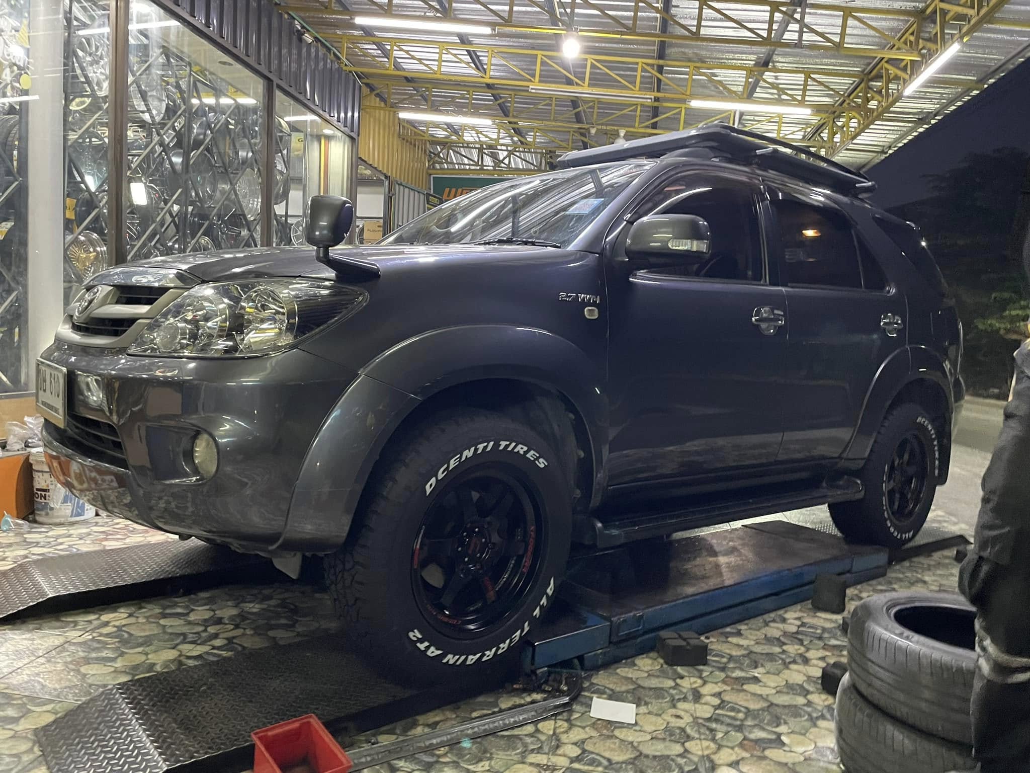 🚘 #TOYOTA_FORTUNER🛞 #D-CENTI #AT2 265/60R18👍🔥 ยางAllTerrian หล่อดุดัน #CosmisRecingWheels_XT006RR_18X8.5 ET30 6X139.7 BLK-(R)Z /M5