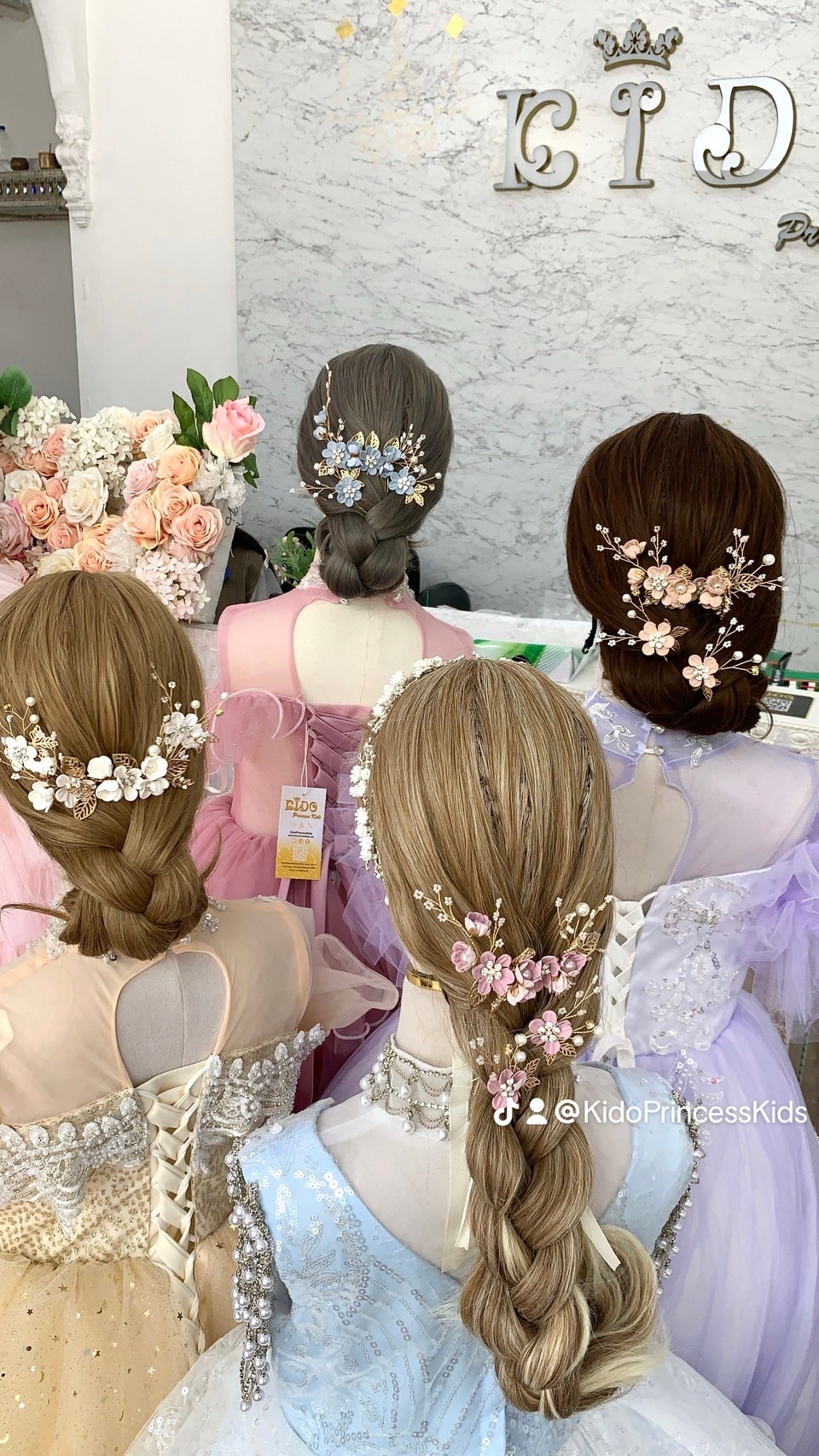 ssกิ๊บติดผมเด็ก((หน้าร้านอยู่รัชดา)KF530สีฟ้า สีม่วง เซ็ทดอกไม้ประดับผม 3ชิ้น ประกับมุกและเพชร น่ารักมาก