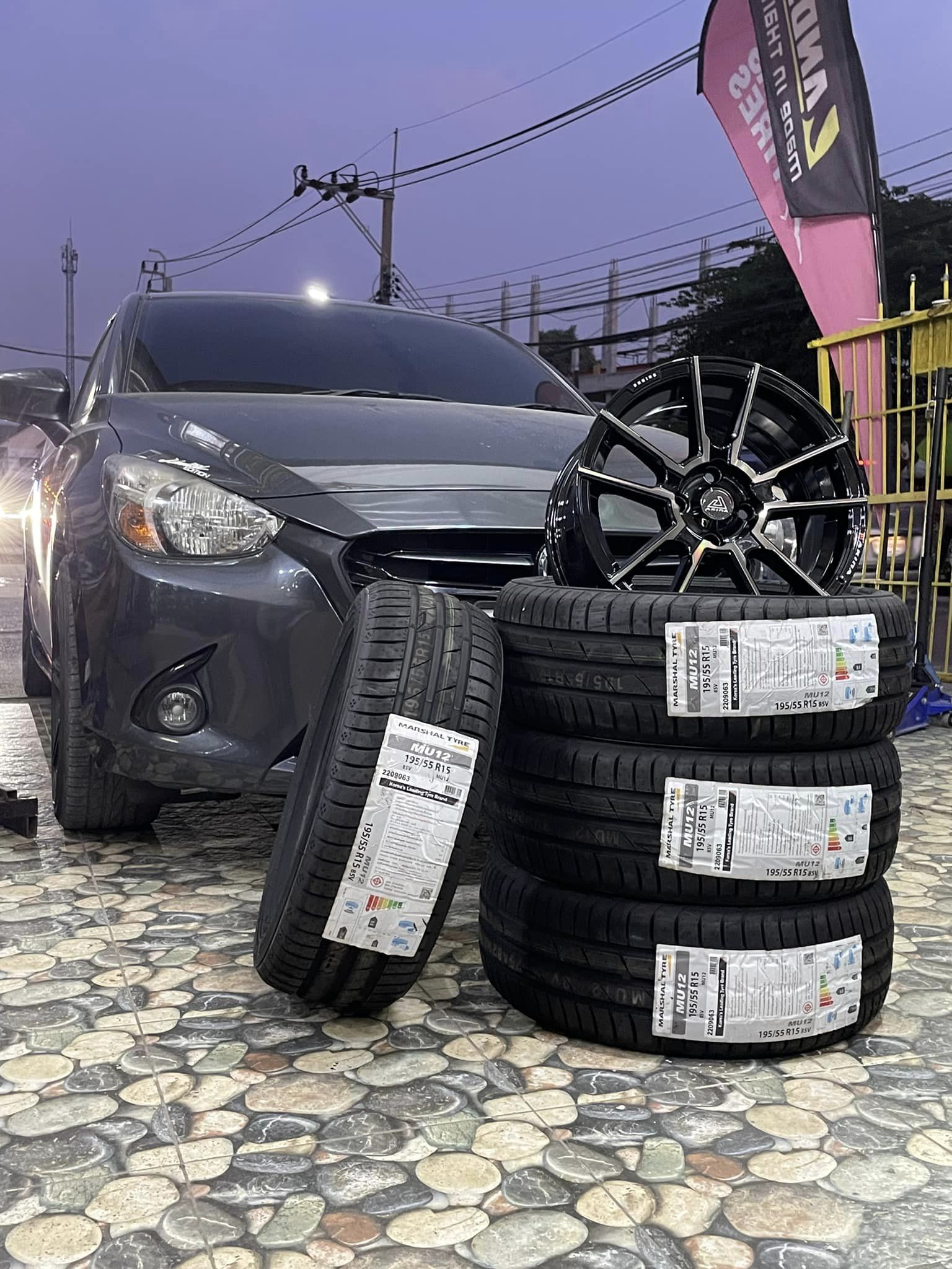 #MAZDA2🚘 🛞 #ล้อแม็กซ์15 #SSW363 #สวยโฉบเฉี่ยวสไตล์สปอร์ต🛞 🛞 15x7 4x100 ET38 🛞 #MARSHAL_MU12 195/55R15
