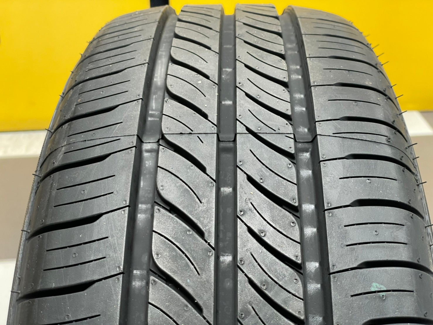 Dunlop Enasave EC300 205/55R16 ยางใหม่ปี2022 ยางไทย