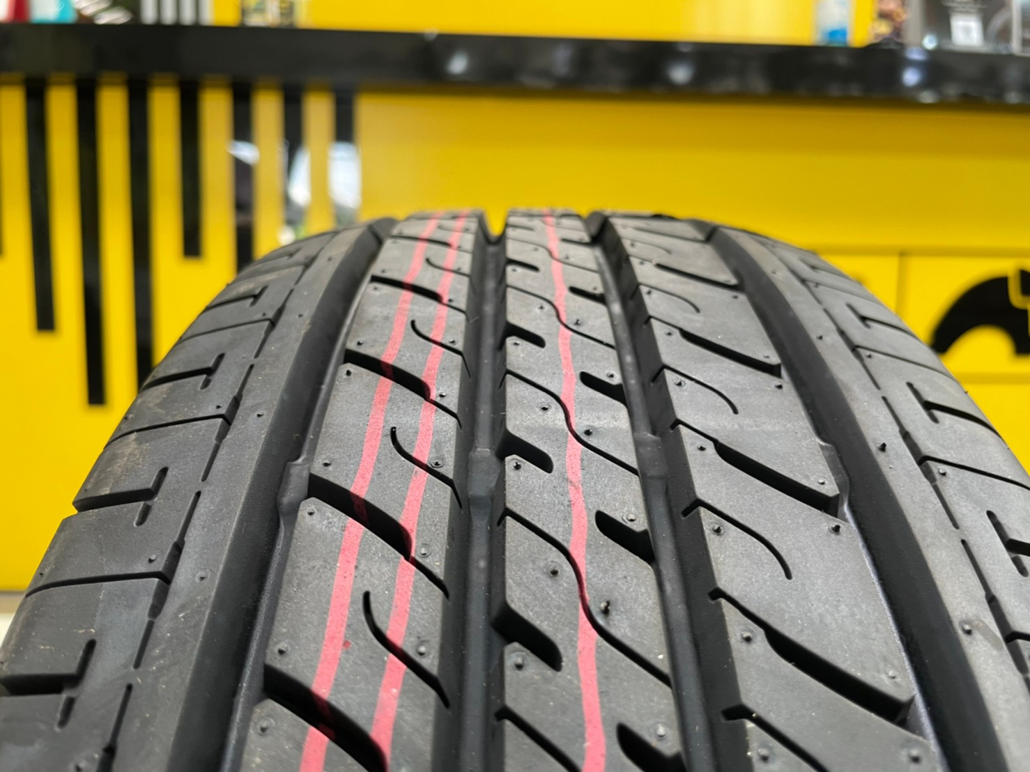 215/70R15 SIAMES VANGO ยางไทย ยางกระบะบรรทุกคุณภาพดี แกร่งสุดคุ้ม