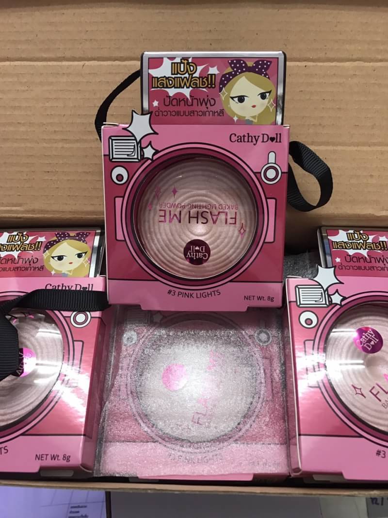 Cathy Doll Flash Me Baked Lightning Powder แป้งแสงแฟลช ปัดหน้าพุ่ง ฉ้ำวาวแบบสาวเกาหลี