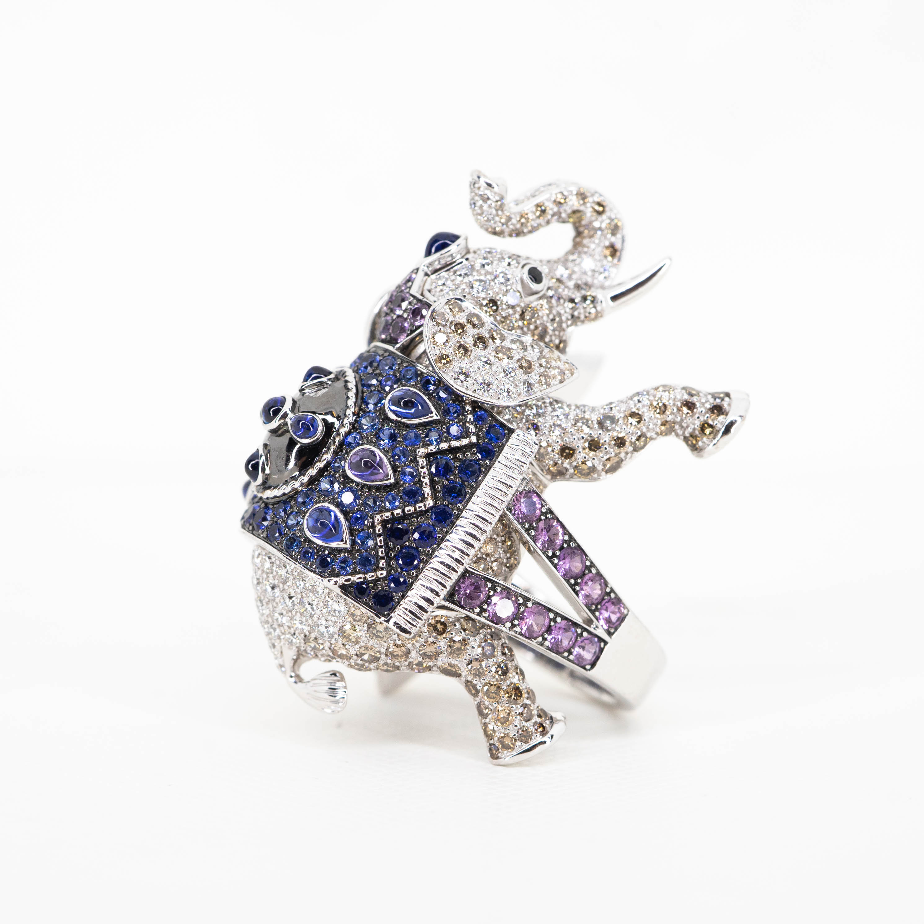 แหวน Boucheron Bague Hathi with Diamonds and Sapphires ทองขาว18k (used) +Ring Pouch และ Copy Receipt