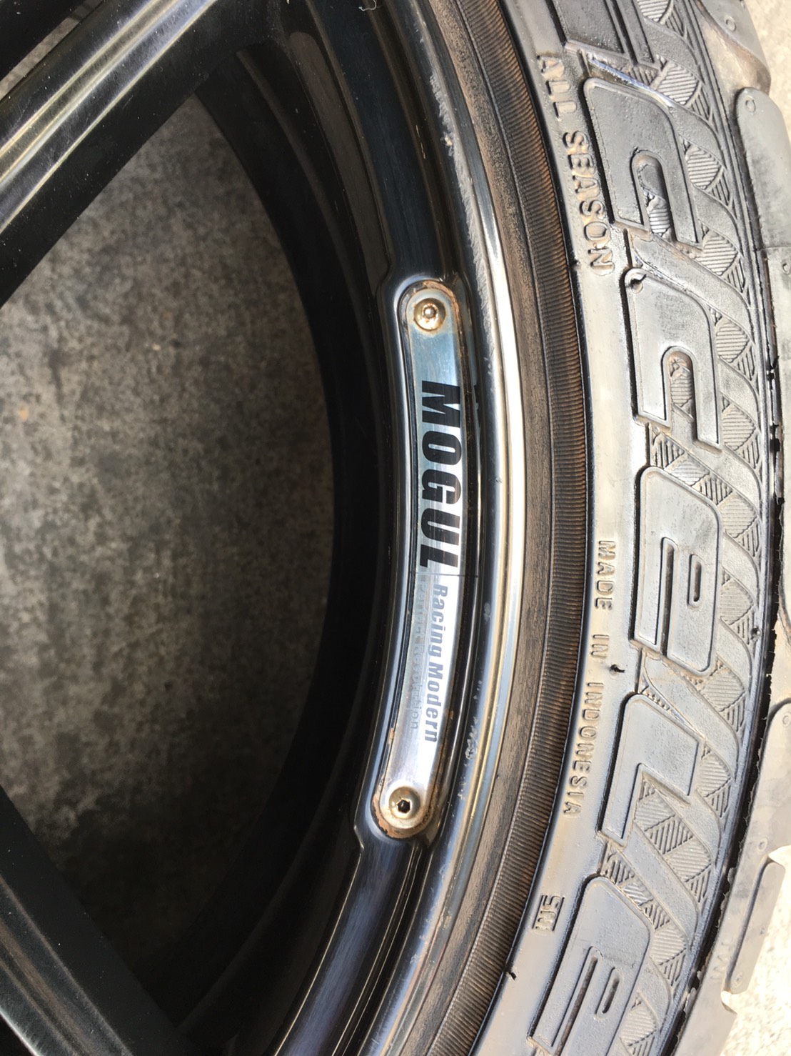 ล้อแท้ Cosmis ขอบ17 4รู100 พร้อมยาง