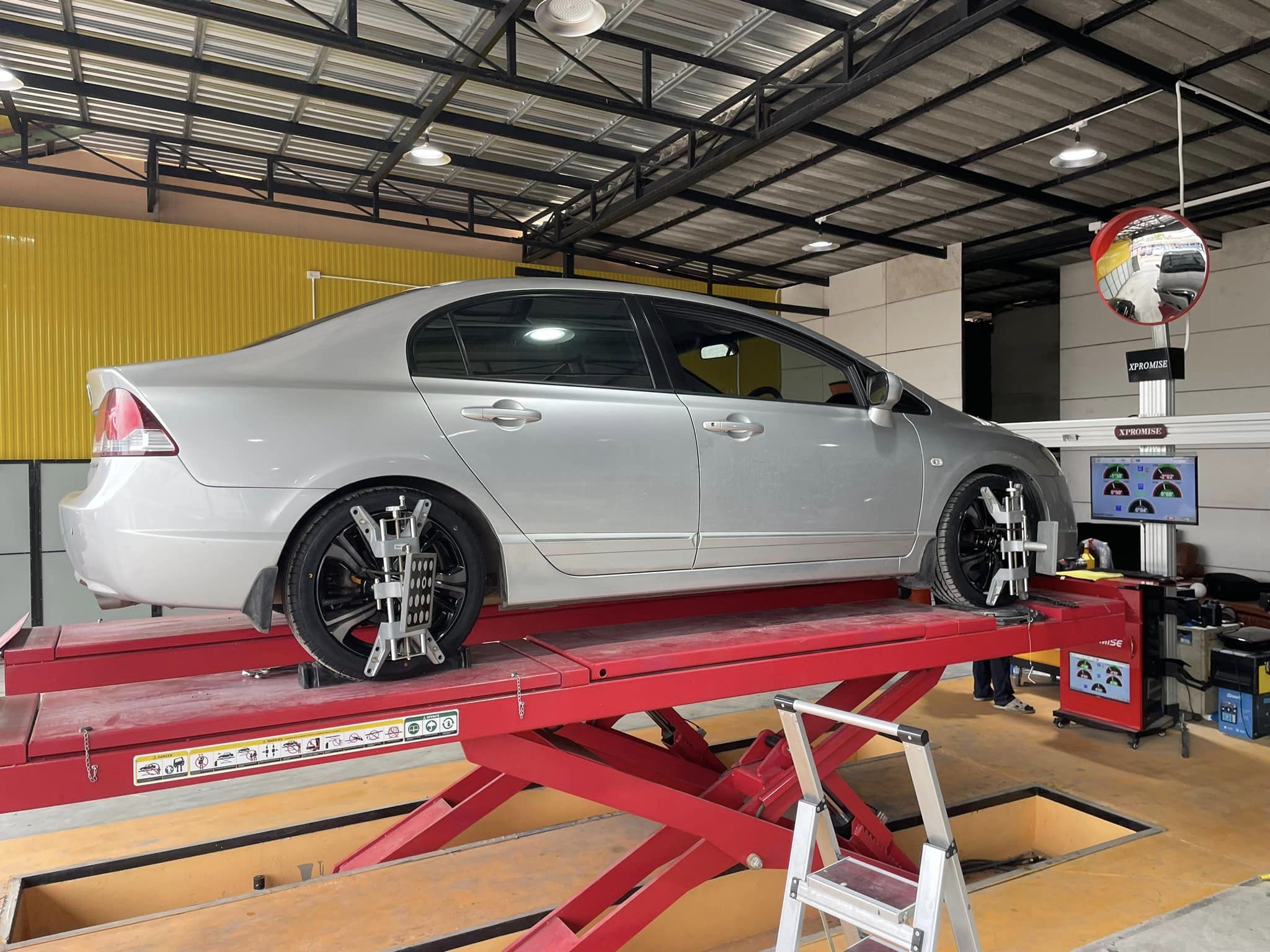 🚘 #HONDA_CIVIC❤️ #OTANI #KC2000 215/45R17