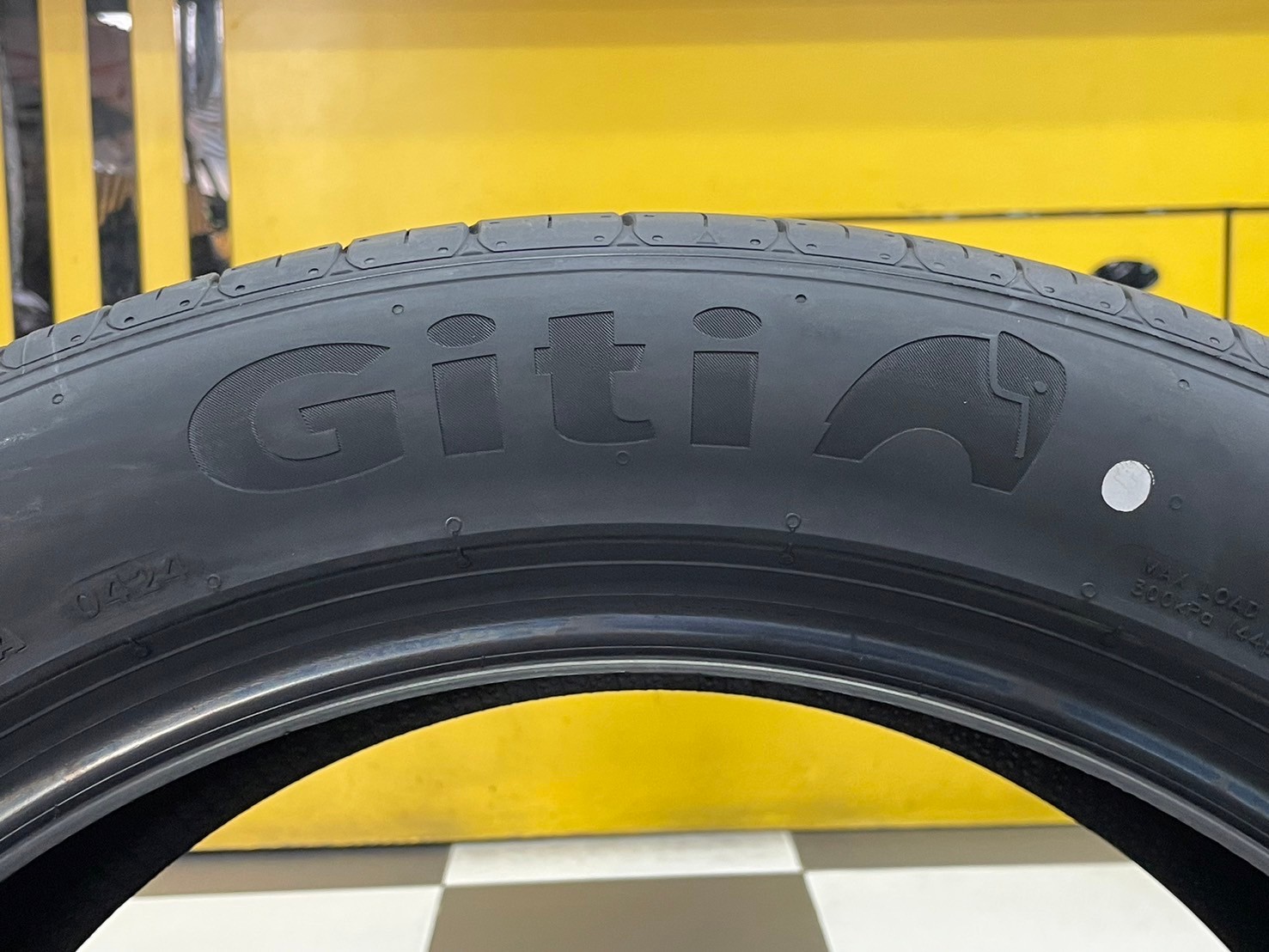 ยางใหม่ GITI Control P10 235/50R19 ยางใหม่ปี2024