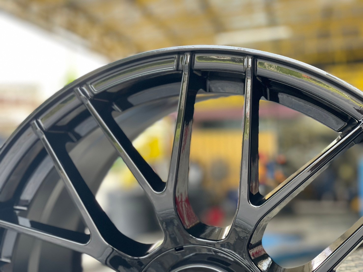 ล้อแม็กซ์ใหม่ สำหรับใส่รถ Mercedes-Benz ขอบ19" นิ้ว 5x112 ล้อเบาผลิตแบบ Flow Forming