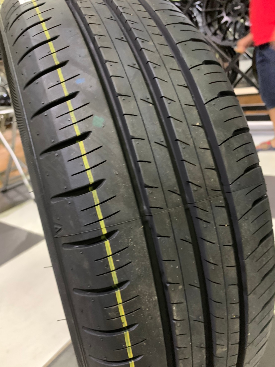 DUNLOP ENASAVE EC300+ 185/60R15 ยางใหม่ปี2021