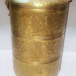 ปิ่นโตสามชั้นตอกลายไก่ระกา Signature งานพรีเมีายม