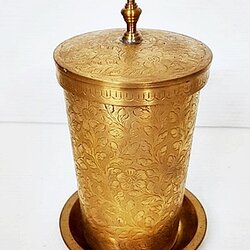 ชุดแก้วทองเหลืองตอกลาย สูง 12 cm