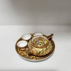 ชุดกาน้ำชาเบญจรงค์จิ๋ว งามอย่างมีคุณค่า ของชำร่วยไฮโซ ของขวัญทรงคุณค่า