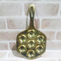 กระทะพิมพ์ขนมครกด้ามจับทองเหลือง กว้าง 7 นิ้ว ไม่มีฝาปิด แบบหล่อหนาพิเศษ