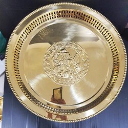  ถาดทองเหบืองขาตุ่ม 18 นิ้ว ขอบเม็ดมะยม 