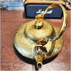 กาจานบินทองเหลืองตอกลาย กว้าง 6 นิ้ว