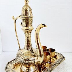 ชุดกาทองเหลืองทรงกาอินเดียใหญ่ตอกลาย สูง 10 นิ้ว ถาดน้ำชา 11 นิ้ว