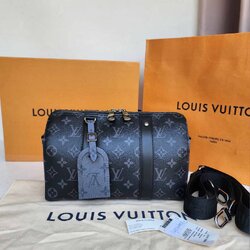 Louis Vuitton City keepall microchip