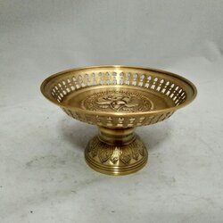 โตกโปร่ง 8 นิ้วขอบม้วน กลางลายกุหลาบ พานทองเหลืองไทย