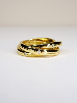 แหวน 1980s Vintage Cartier Trinity With Diamonds ทองคำ 18K ไซส์52# (Rare)(Used) (yg)