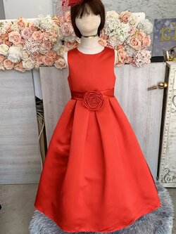 ชุดราตรีเด็ก(ร้านอยู่รัชดา ลองได้ถ่ายรูปจากชุดจริง)W19081 สีแดง กระโปรงยาว