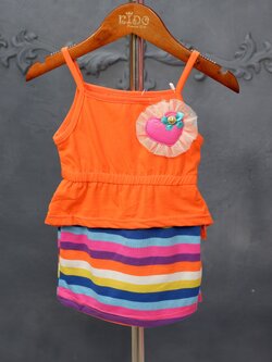 ชุดเดรสเด็ก*มีหน้าร้าน ตรงปก พร้อมส่ง*ZK05 สีส้ม สายเดียว กระโปรงลายขวางสี เสื้อติดหัวใจ