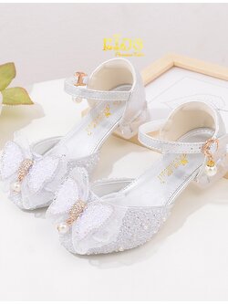 รองเท้าเด็กออกงาน(หน้าร้านอยู่รัชดา ลองได้)H150 สีเงิน เปิดข้างโบว์หน้าห้อยมุก