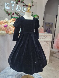 ชุดราตรีเด็ก(หน้าร้านอยู่รัชดา ลองได้ถ่ายรูปจากชุดจริง)W18870 สีดำ แขนจั๊มตุ๊กตา กระโปรงยาว หรูหรา