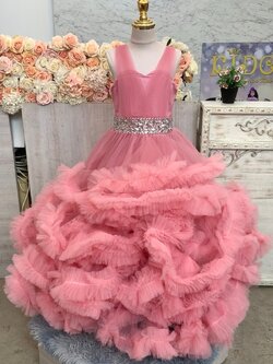 ชุดราตรีเด็ก*หน้าร้านอยู่รัชดา36 ลองได้ถ่ายรูปจากของจริง*W19003 สีชมพูเข้ม กระโปรวงฟูเป็นชั้นๆ