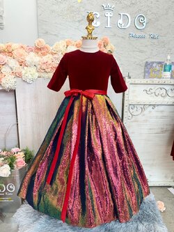 ชุดราตรีเด็ก(หน้าร้านอยู่รัชดา ลองได้ถ่ายรูปจากชุดจริง)W18644 สีแดง แขนยาว กระโปรงยาว ผ้ากำมะหยี่