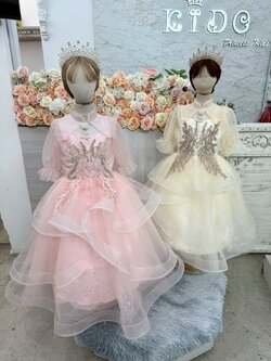 sชุดราตรีเด็ก(หน้าร้านอยู่รัชดา ลองได้ถ่ายรูปจากชุดจริง)W19144 สีชมพู ครีม กระโปรงยาว คอจีน แขนยาว ประดับเพชร สวยหรู