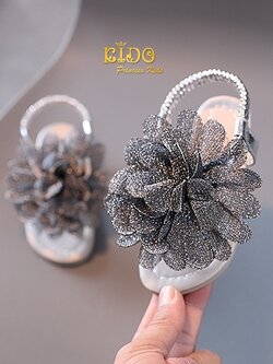 รองเท้าเด็ก*มีหน้าร้านอยู่รัชดา ลองได้ เปลี่ยนได้ *H089สีเทาเข้ม แต่งด้วยดอกไม้ฟูๆ ดีเทจ สวยหวานๆน่ารัก ใส่สบายมาก