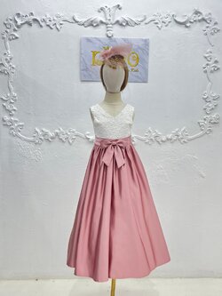 ชุดราตรีเด็ก(หน้าร้านอยู่รัชดา ลองได้ถ่ายรูปจากชุดจริง)W19048สีชมพู สลับเสื้อสีขาว กระโปรงยาว เรียบหรู