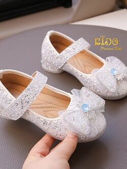 รองเท้าเด็ก(หน้าร้านอยู่รัชดา ลองได้)H187 สีเงิน ติดโบว์สีสวย เกร็ดวิ้งๆ