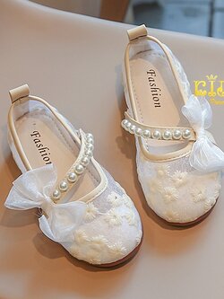 รองเท้าเด็ก(หน้าร้านอยู่รัชดา ลองได้)H123 สีขาว ทำจากผ้าลูกไม้หวานๆคะ