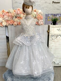 ชุดราตรีเด็ก(หน้าร้านอยู่รัชดา ลองได้ถ่ายรูปจากชุดจริง)W19035 สีเทา เอวระบาย ประดับกลิตเตอร์วุ้งวิ้ง กระโปรงยาว