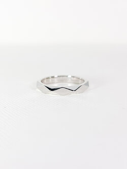 แหวน Boucheron Facette Band Platinum950 ไซส์ 47# (Used)