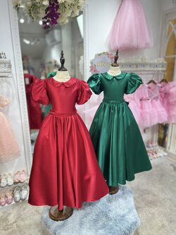 ssชุดเดรสเด็ก(หน้าร้านอยู่รัชดา ลองได้ถ่ายรูปจากชุดจริง)W18468สีแดง สีเขียว คอบัว แขนตุ๊กตา กระโปรงยาว