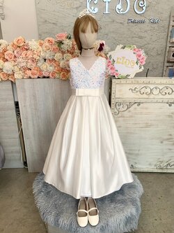 ชุดราตรีเด็ก(ร้านอยู่รัชดา ลองได้ถ่ายรูปจากชุดจริง)W19080 สีขาว กระโปรงยาว เกร็ดวิ้ง