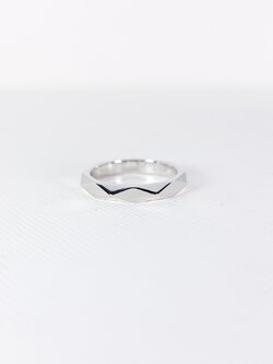 แหวน Boucheron Facette Band Platinum950 ไซส์ 47# (Used)