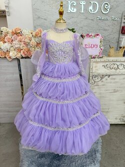 ชุดราตรีเด็ก(หน้าร้านอยู่รัชดา ลองได้ถ่ายรูปเองจากชุดจริง)W19188 สีม่วง กระโปรงยาว แขนยาว ฟูชั้นๆ