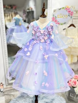 ชุดราตรีเด็ก(หน้าร้านอยู่รัชดา ลองได้ถ่ายรูปจากชุดจริง)W18508 สีฟ้า ปักดอกไม้ แขนระบาย กระโปรงยาว