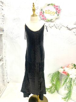 ชุดราตรีเด็ก(หน้าร้านอยู่รัชดา ลองได้ถ่ายรูปเองจากชุดจริง)W18620 สีดำ หางปลาเกร็ดเส้นดำวิ้ง