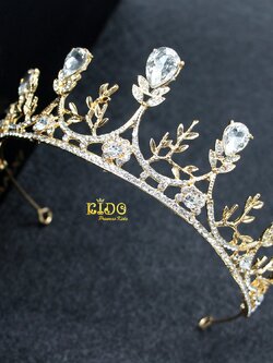 มงกุฎเด็ก(หน้าร้านอยู่รัชดา)KF682 สีทอง มงกุฎเจ้าหญิง ทรงเพชรโค้ง สวยหรู