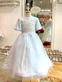 ชุดราตรีเด็ก(หน้าร้านอยู่รัชดา ลองได้ถ่ายรูปเองจากชุดจริง)W18859 สีฟ้า ปักอกวิ้งทั้งตัว แขนซีทรูกระโปรงยาว สวยหวานงานเจ้าหญิง