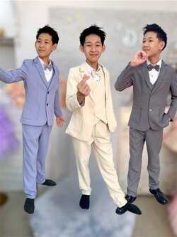 สูทเด็กผู้ชาย(หน้าร้านอยู่รัชดา ลองได้ถ่ายรูปจากชุดจริง)S162 สีเทา ฟ้า ครีม เซ็ตสูท5ชิ้น สูท เชิ้ต กั๊ก กางเกง หูกระต่าย