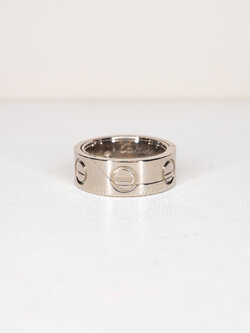 แหวน Cartier Love Astro Limited Edition ทองคำขาว 18K ไซส์48# (เป็นทั้งแหวนและจี้) (Used)